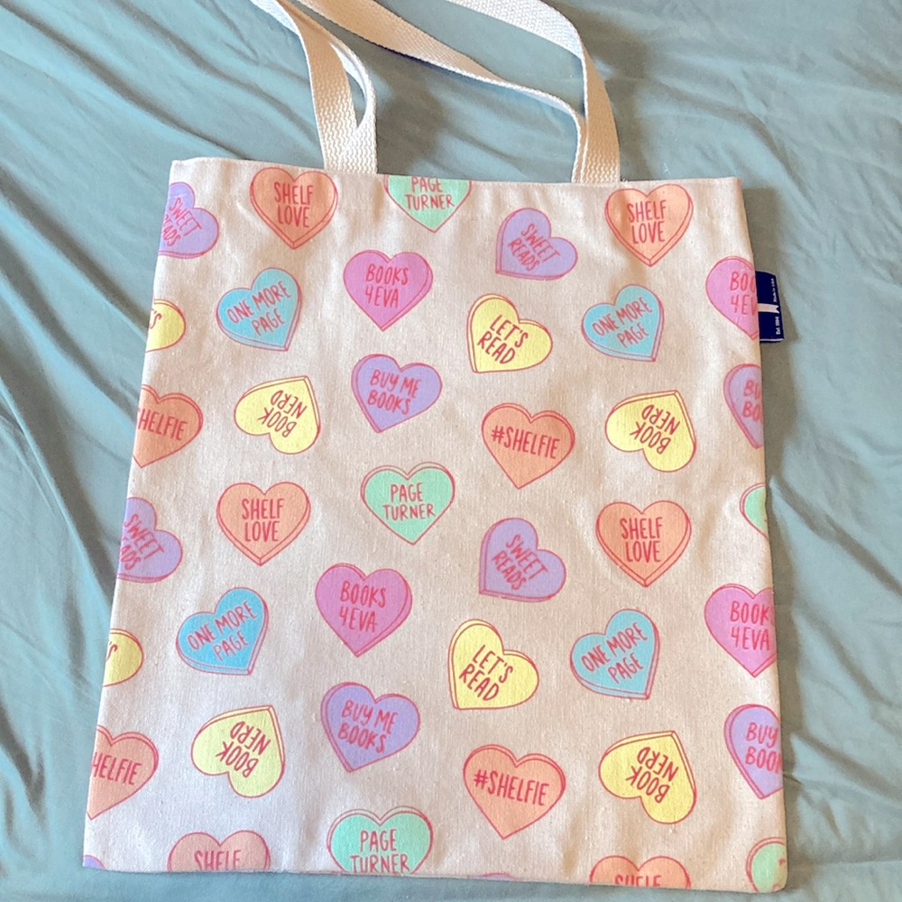 NWT Candy Heart Book Lovers Tote